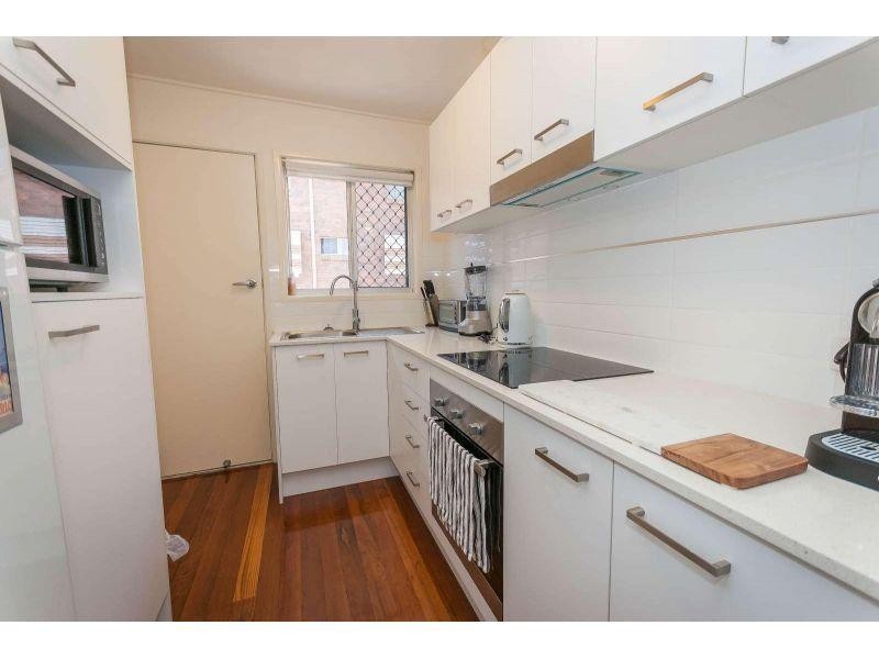 4/9 Christensen Street, Yeronga QLD 4104