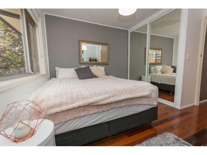4/9 Christensen Street, Yeronga QLD 4104