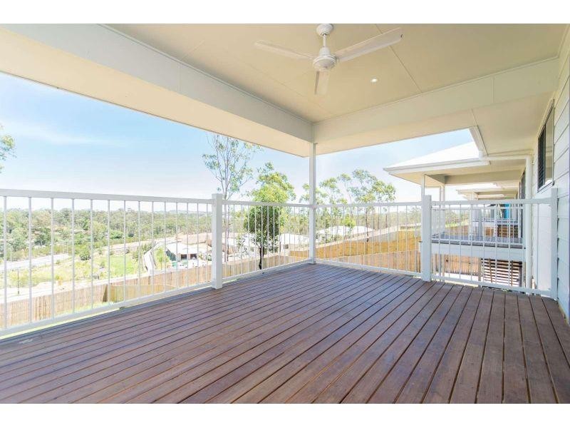1/64 Whitmore Crescent, Goodna QLD 4300