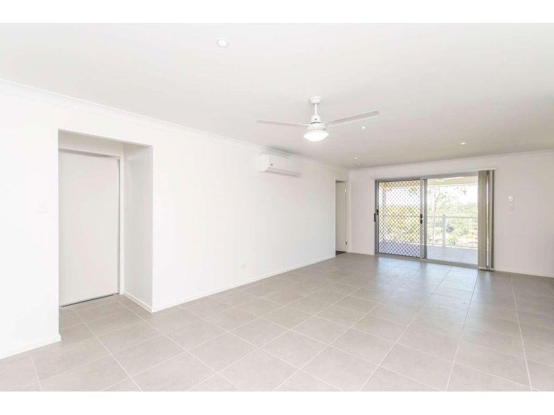 1/64 Whitmore Crescent, Goodna QLD 4300