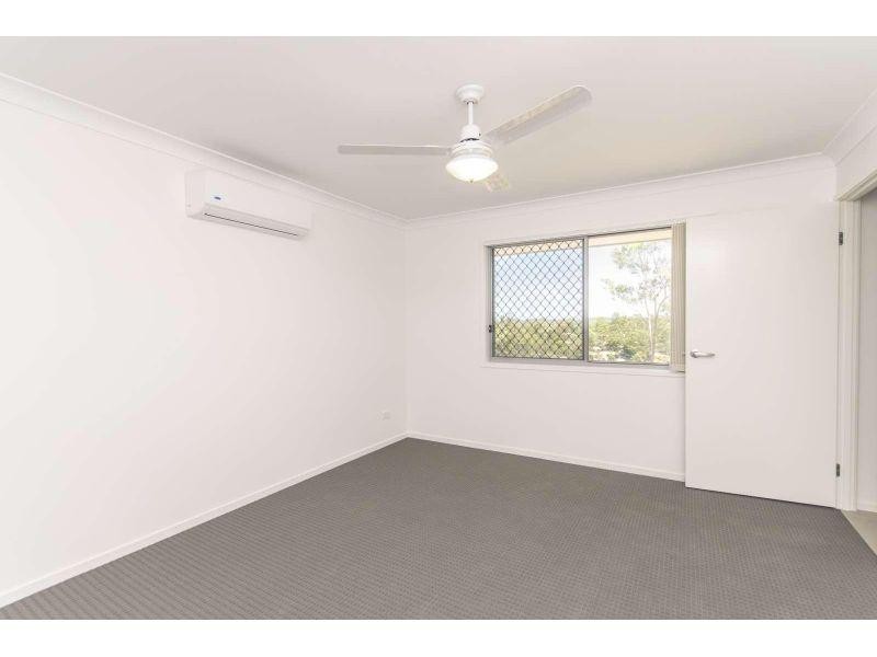 1/64 Whitmore Crescent, Goodna QLD 4300
