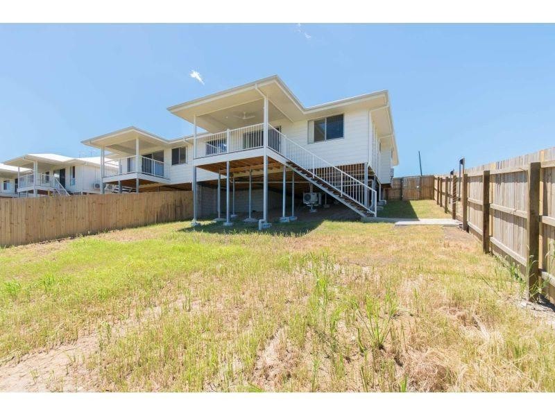 1/64 Whitmore Crescent, Goodna QLD 4300