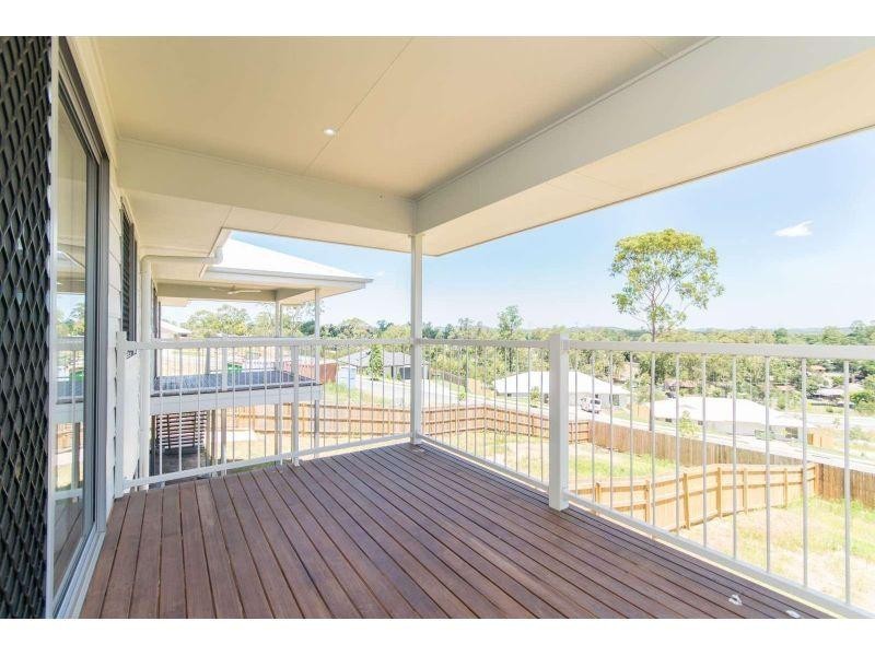 2/64 Whitmore Crescent, Goodna QLD 4300