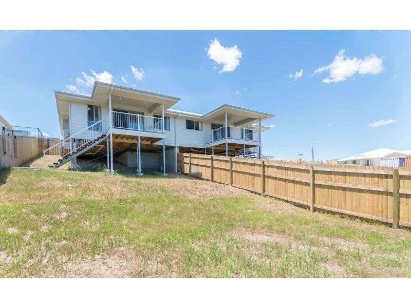 2/64 Whitmore Crescent, Goodna QLD 4300