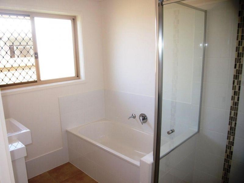 12 Nevron Drive, Bahrs Scrub QLD 4207