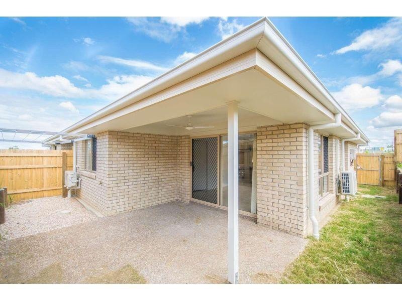 1/2 Groeschel Court, Goodna QLD 4300