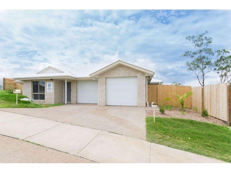 2/2 Groeschel Court, Goodna QLD 4300