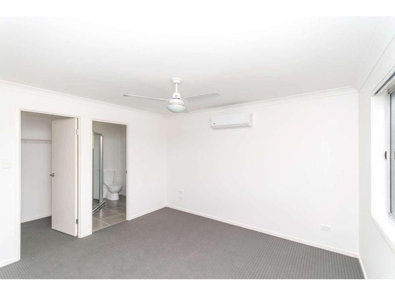 1/8 Groeschel Court, Goodna QLD 4300