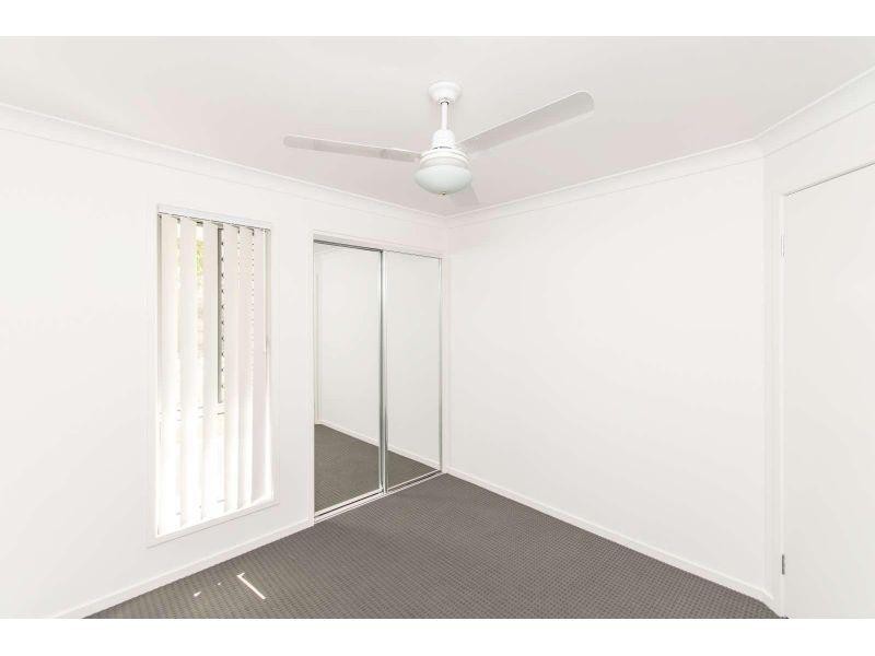 1/8 Groeschel Court, Goodna QLD 4300