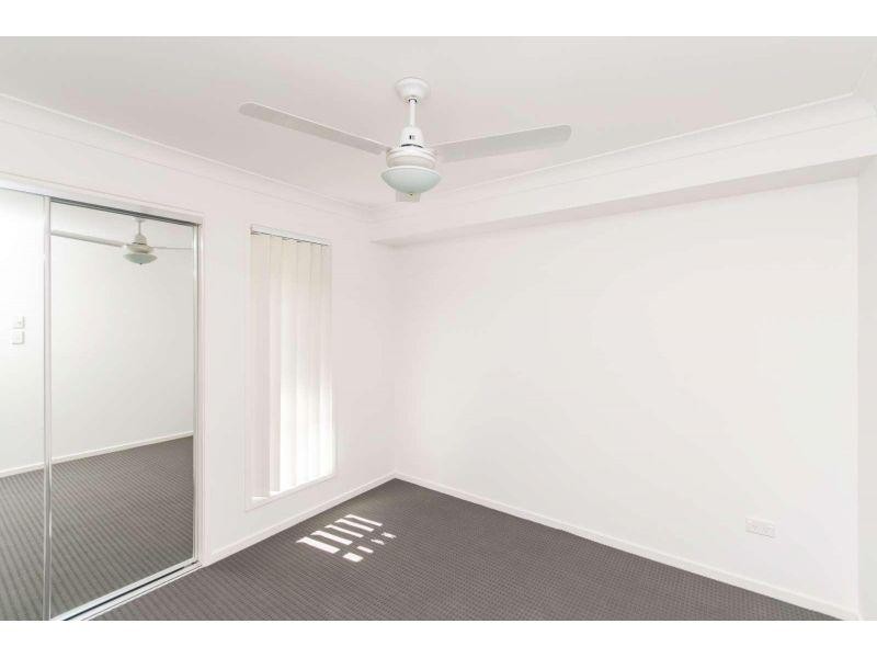 1/8 Groeschel Court, Goodna QLD 4300