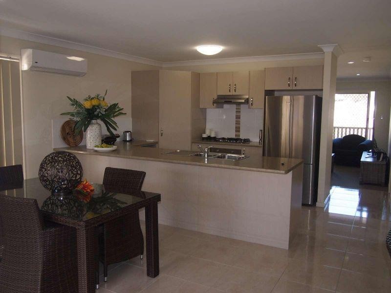 4 Hyssop Place, Springfield Lakes QLD 4300