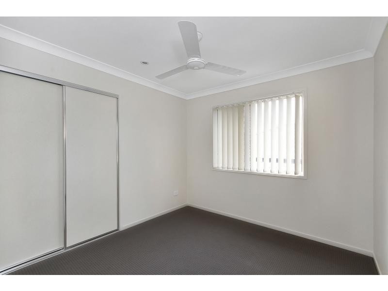 4 Hyssop Place, Springfield Lakes QLD 4300