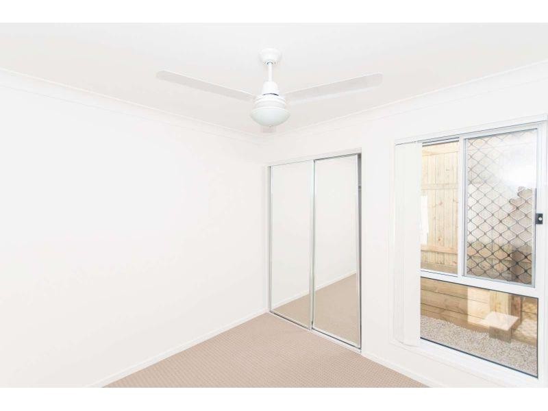 2/16 Groeschel Court, Goodna QLD 4300