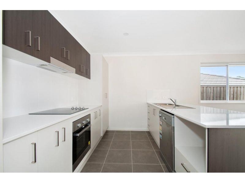 5 Kent Street, Heathwood QLD 4110