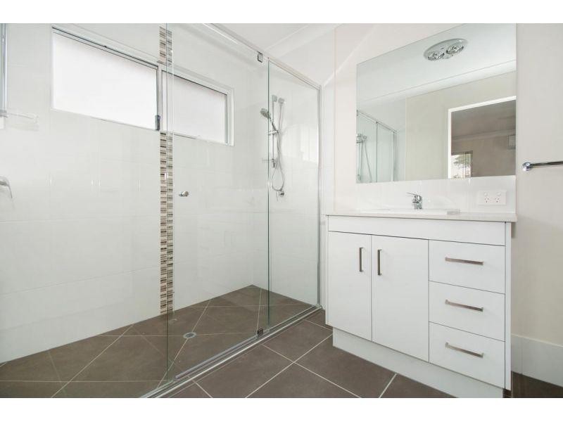 5 Kent Street, Heathwood QLD 4110