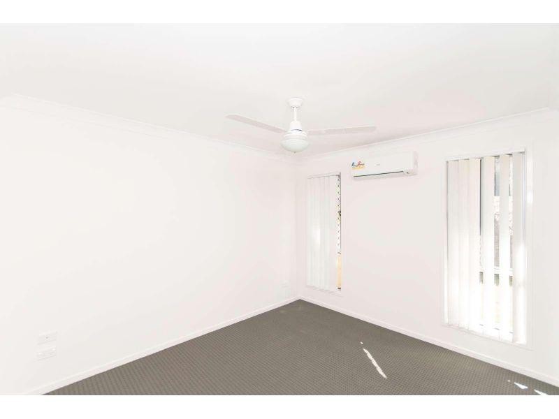 1/13 Groeschel Court, Goodna QLD 4300