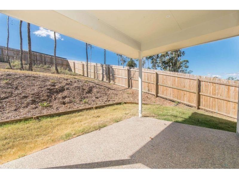 1/13 Groeschel Court, Goodna QLD 4300