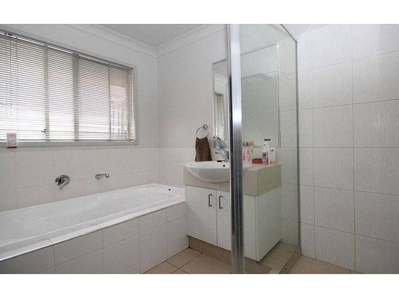 15 Scottsdale Street, Raceview QLD 4305