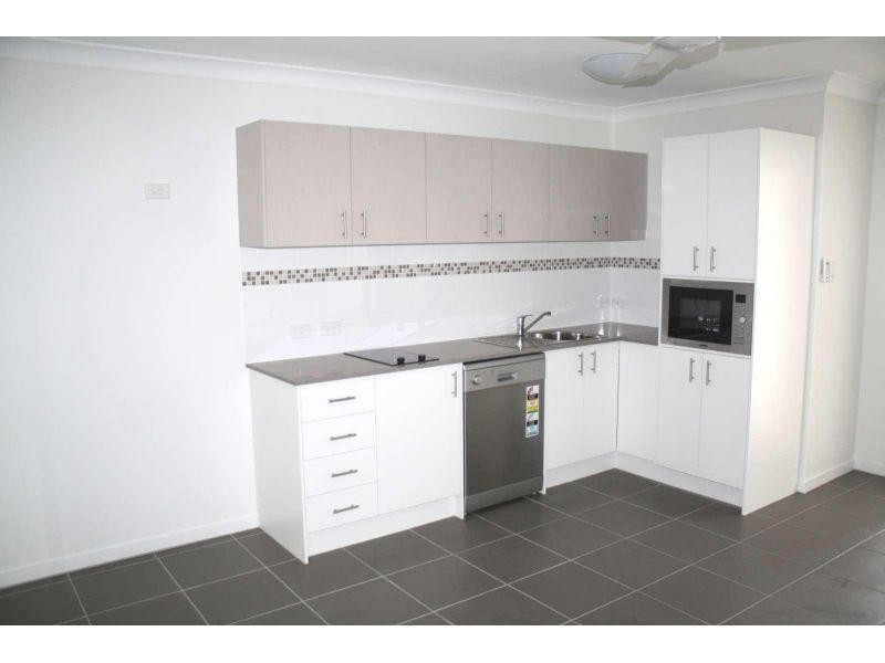 2/25 Juxgold Street, Collingwood Park QLD 4301