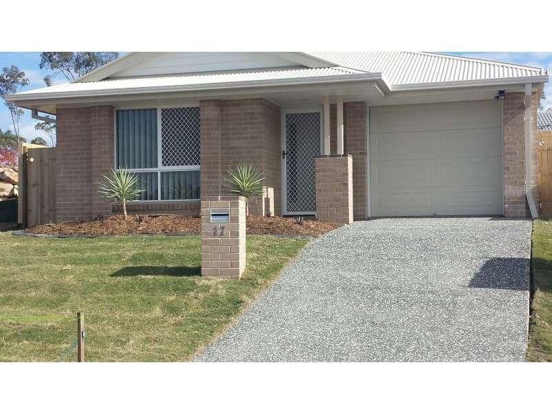 17 Kowari Street, Deebing Heights QLD 4306