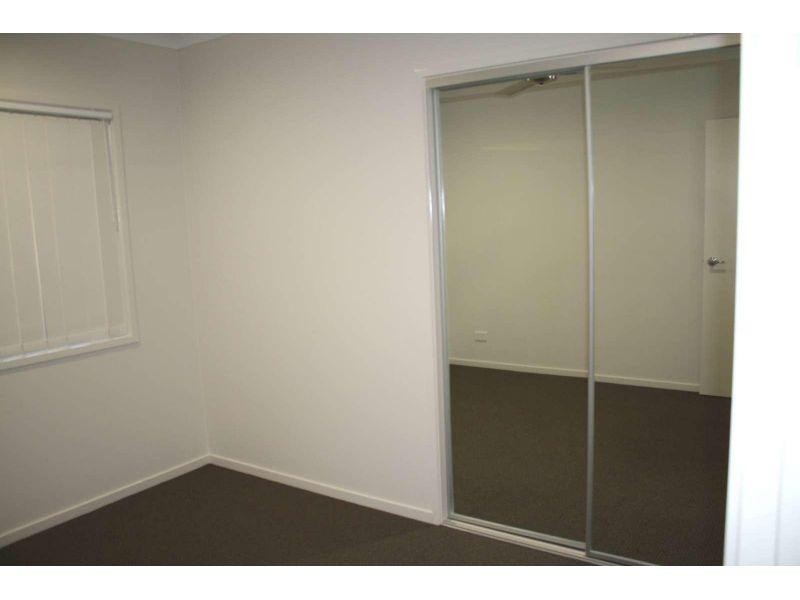 54a Essington Mews, Leichhardt QLD 4305