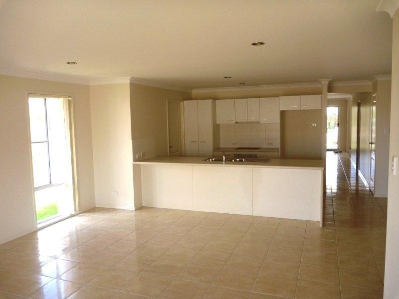 3 Pleasant Drive, Redbank Plains QLD 4301