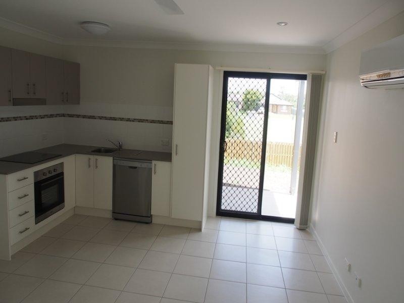 2/13 Pendragon Street, Raceview QLD 4305