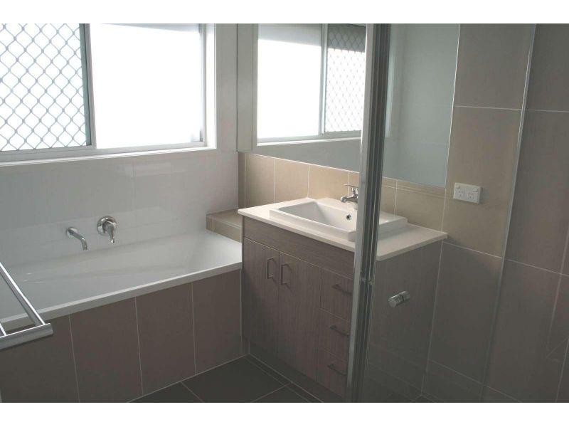 12 Meadows Circuit, Bellbird Park QLD 4300