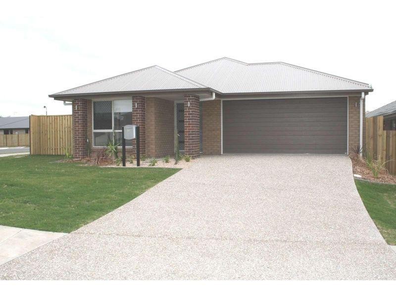 97 Fernbrook Boulevard, Redbank Plains QLD 4301