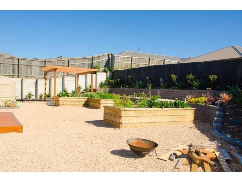 9 Carnell Street, Goodna QLD 4300