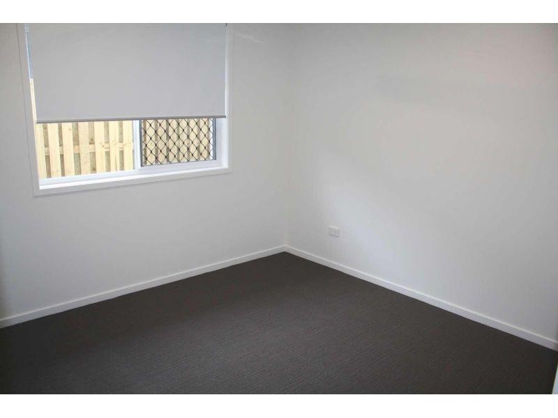 3 Meadows Circuit, Bellbird Park QLD 4300