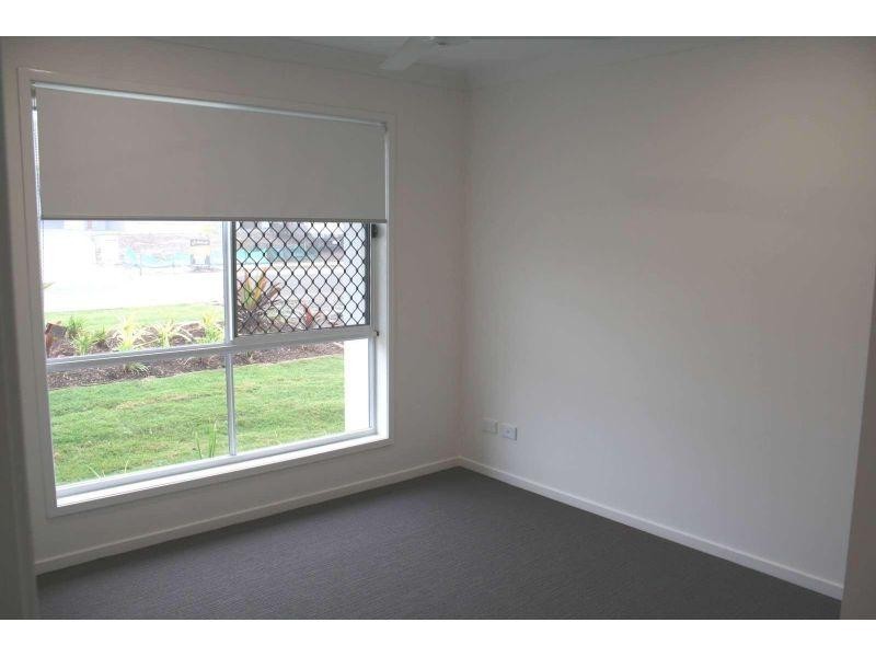 3 Meadows Circuit, Bellbird Park QLD 4300
