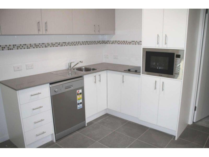 2/21 O’Dea Crescent, Goodna QLD 4300