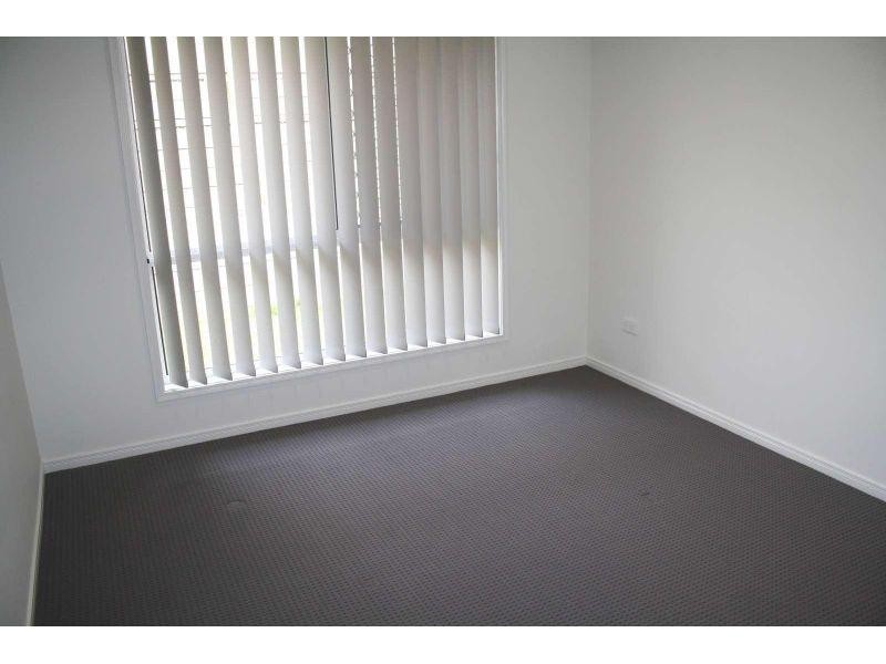 6 Jellett Drive, Deebing Heights QLD 4306