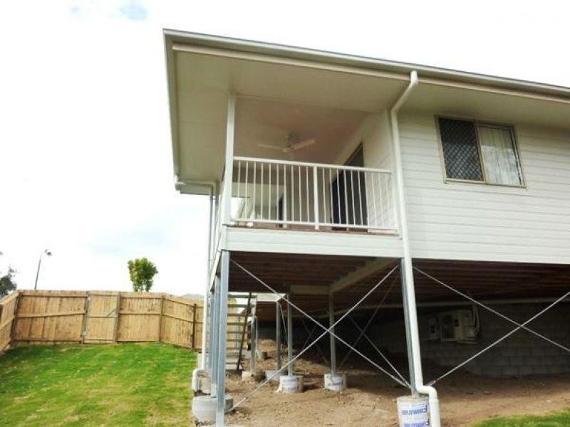 2/18 George Rant Court, Goodna QLD 4300