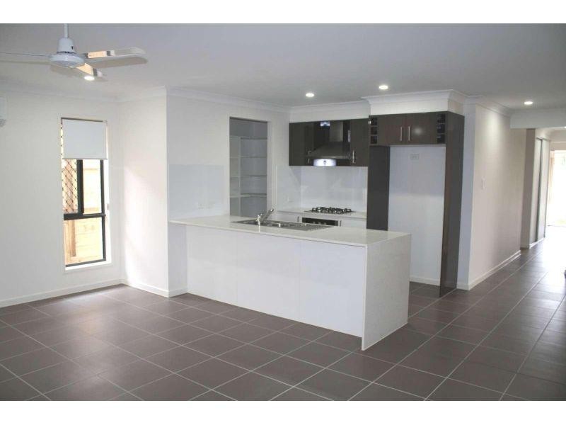 81 Daybreak Street, Yarrabilba QLD 4207