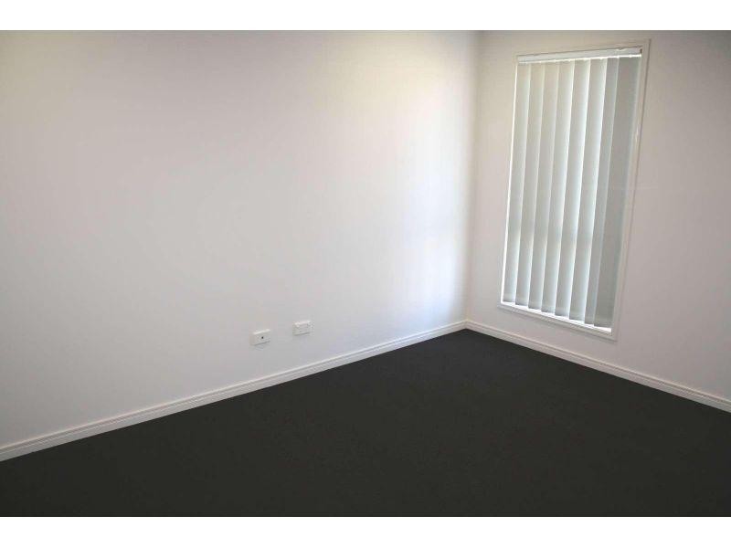 34 Bottlebrush Drive, Deebing Heights QLD 4306