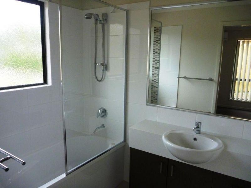 6 Darcy Lane, Springfield Lakes QLD 4300