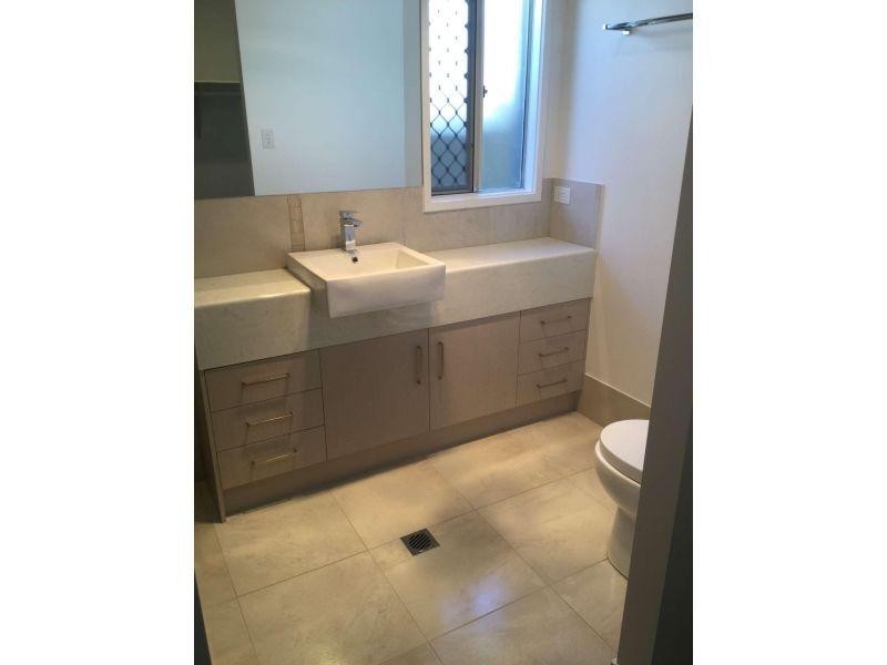 5 Prospect Street, Silkstone QLD 4304