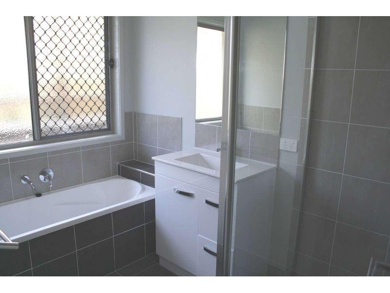 4 Korac St, Bellbird Park QLD 4300