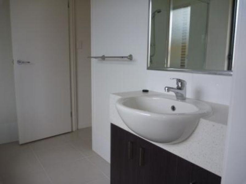 14 McCabe Street, Springfield Lakes QLD 4300