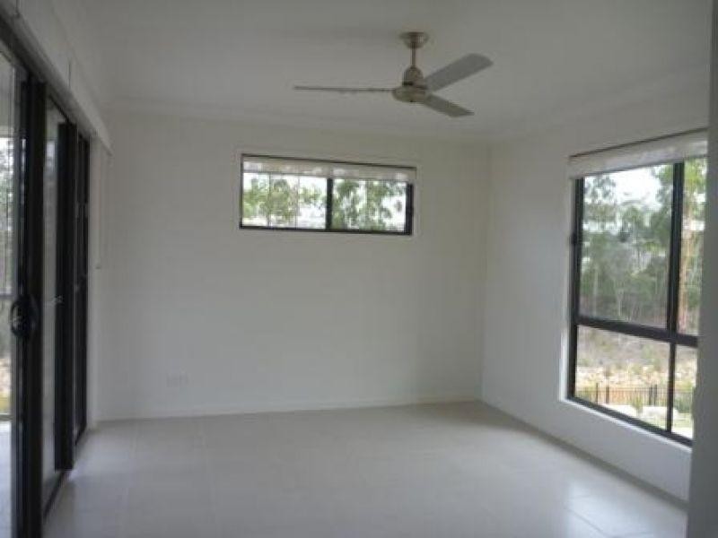 14 McCabe Street, Springfield Lakes QLD 4300