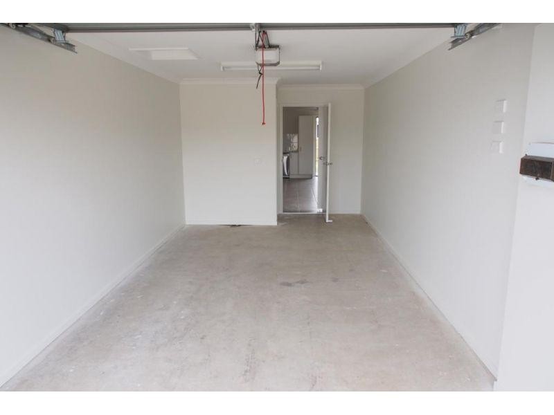 2/8 Hoffmann Way, Bundamba QLD 4304