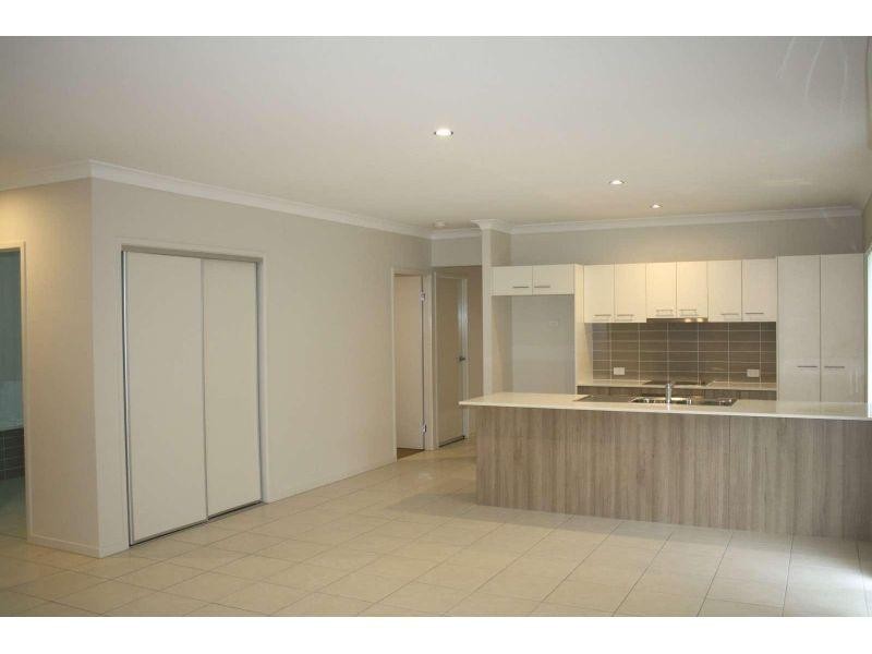 6 Radmila Court, Bellbird Park QLD 4300