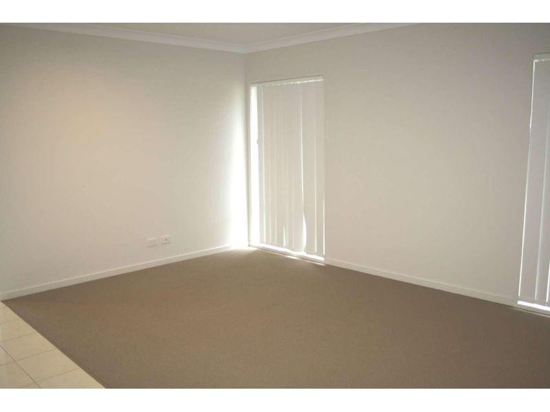 6 Radmila Court, Bellbird Park QLD 4300