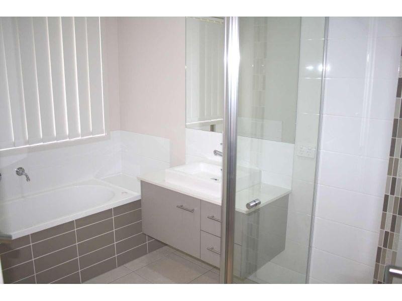 6 Radmila Court, Bellbird Park QLD 4300