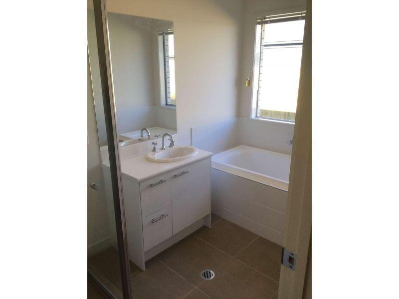 1031 Samford Road, Leichhardt QLD 4305