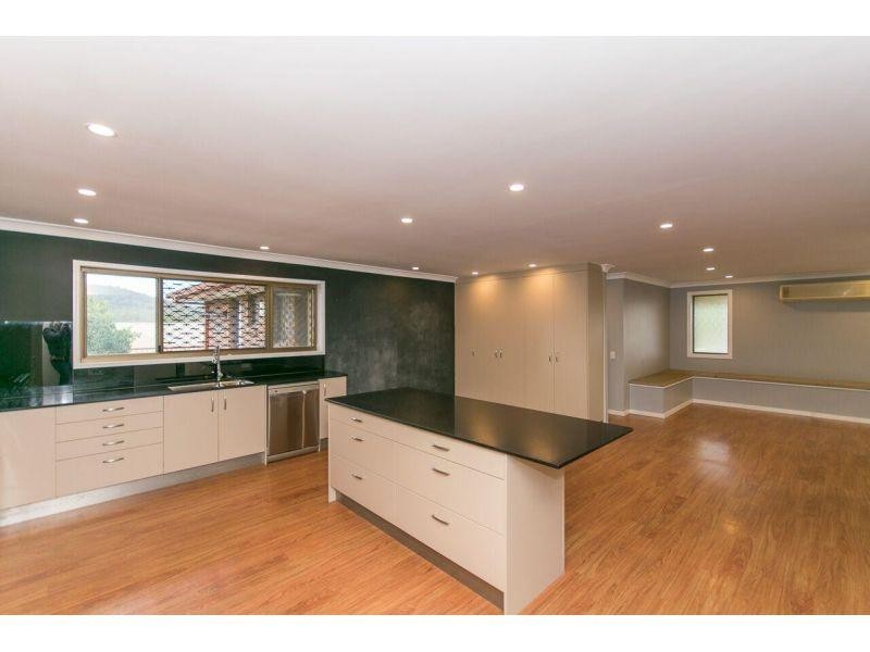 8 Yampi Court, Shailer Park QLD 4128
