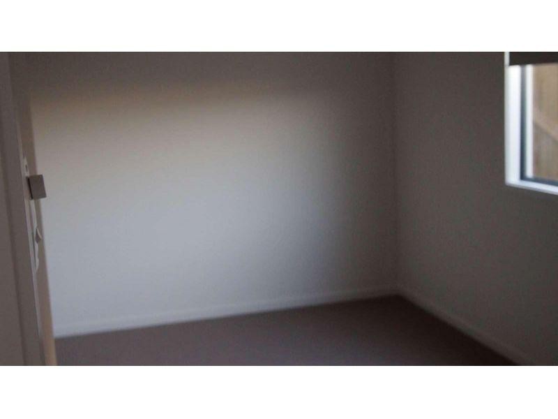 76 Landing Circuit, Springfield Lakes QLD 4300