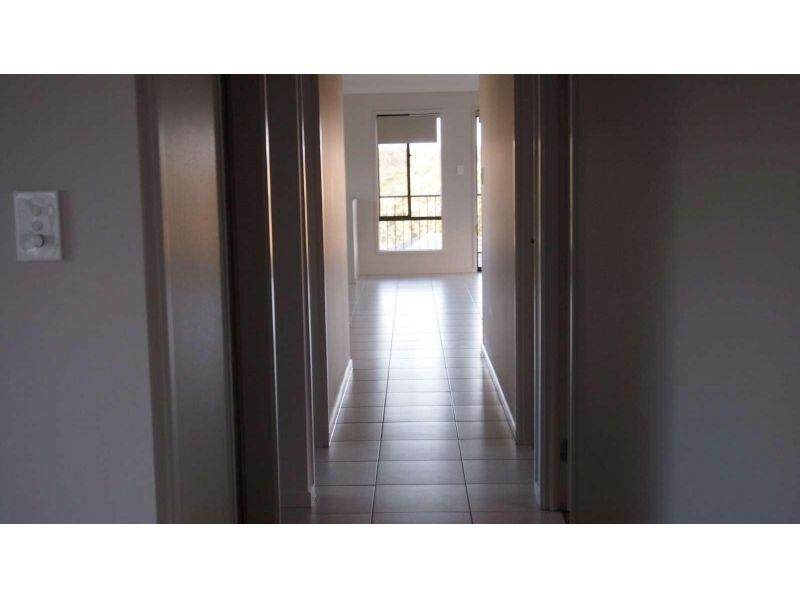 76 Landing Circuit, Springfield Lakes QLD 4300